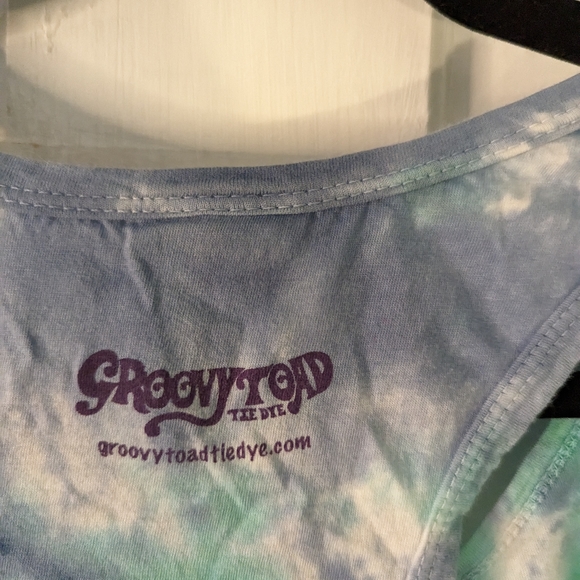 Small Basic Tie Dye super cute design - Picture 5 of 5